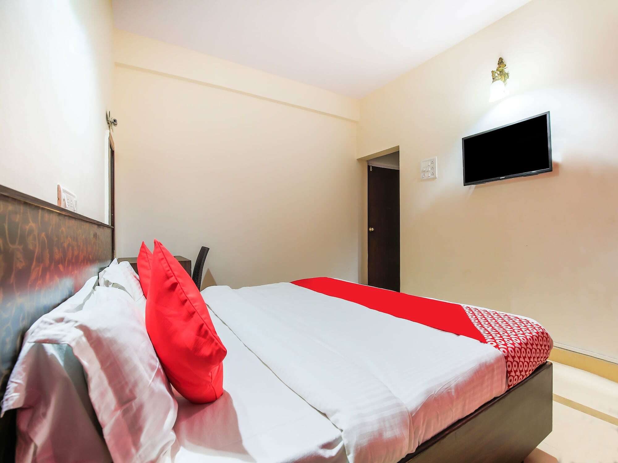 Oyo 18794 Hotel Colva Plaza Екстериор снимка